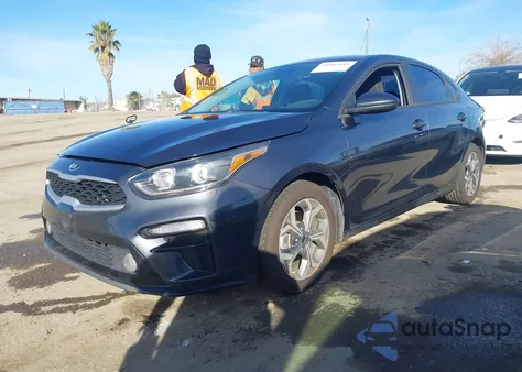 2021 Kia Forte Lxs из США, поврежденный, VIN 3KPF24AD9ME273299